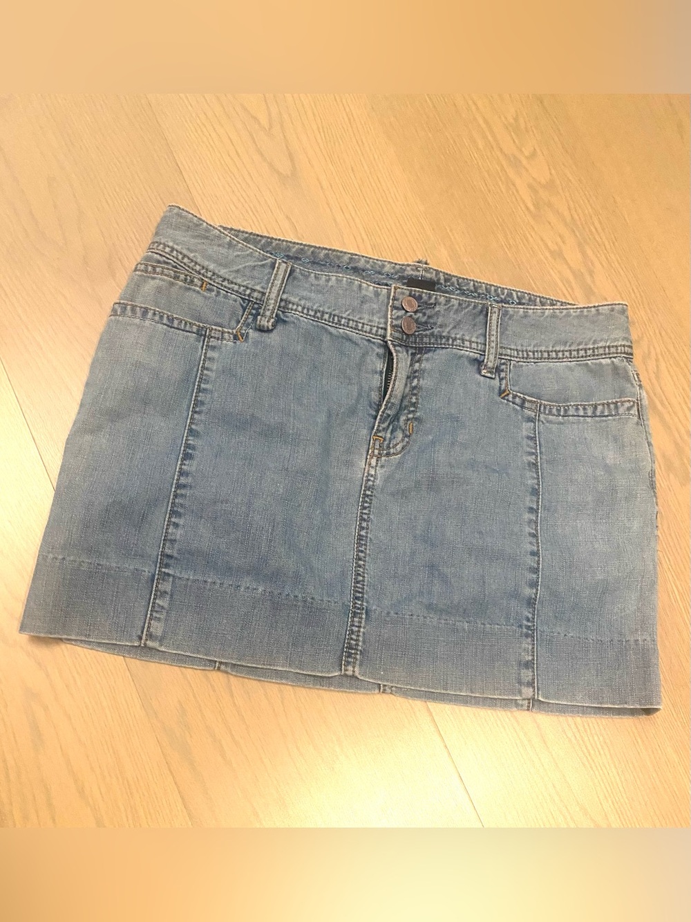 GAP Classic Denim Mini Skirt in Light Blue Size 6